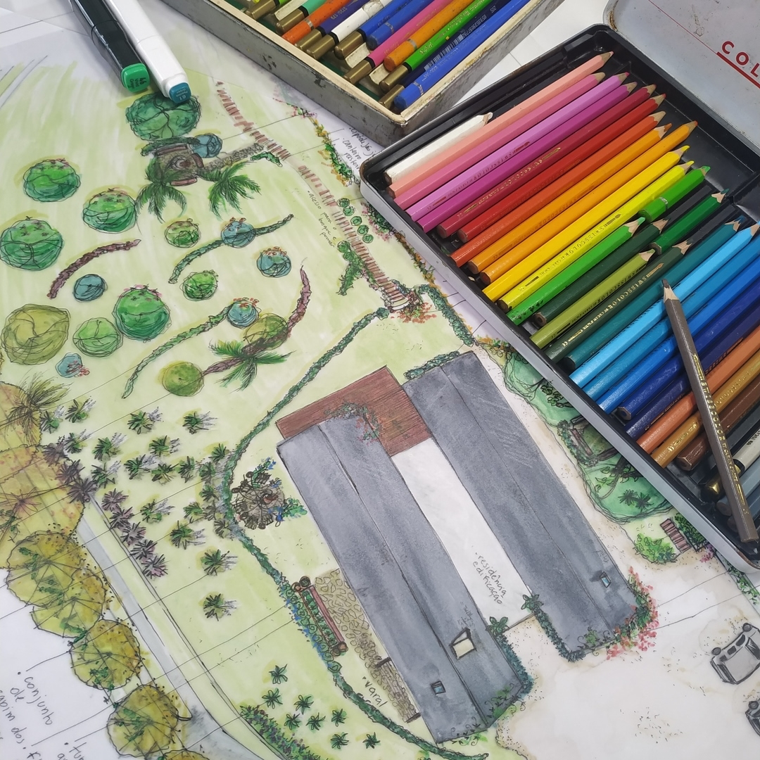 Planta baixa com lápis coloridos